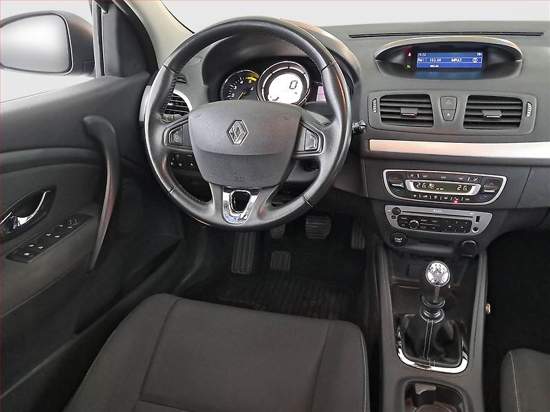 Renault Mégane (2013) 1.6 dCi, Tempomat - fotka 7 z 19