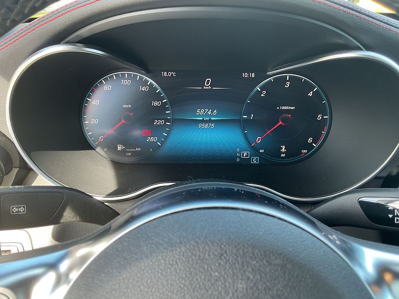 Mercedes-Benz GLC 220 d AMG 4MATIC kupé - fotka 14 z 28