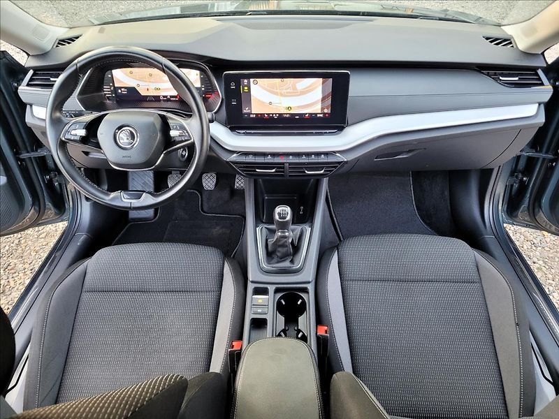 Škoda Octavia 1,0 TSI,CLEVER,LED,VÝHŘEV,NAVI - fotka 19 z 50