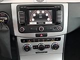 Volkswagen Passat (2014) 1.6 TDI, Navi, Tempomat - náhled 12
