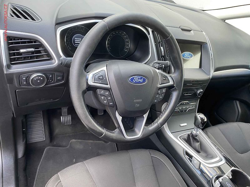 Ford S-MAX (2017) 1.5EB, ČR, LED, navi, park - fotka 12 z 18