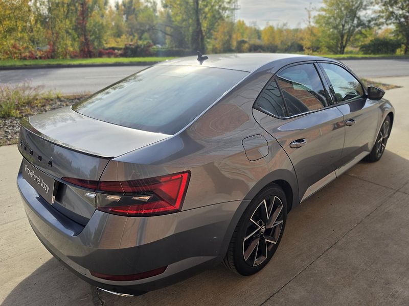 Škoda Superb (2023) Sportline 2,0 TDI 110kW AUT - fotka 5 z 23