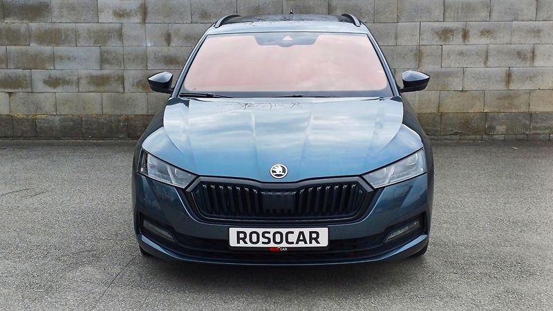 Škoda Octavia (2022) combi 2.0 TDI 110kW DSG-SPORT - fotka 2 z 46