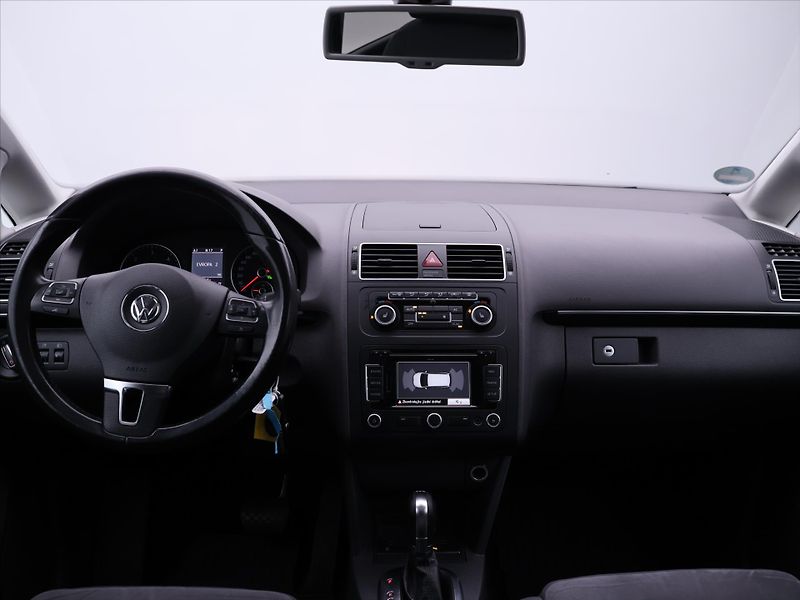 Volkswagen Touran 2,0 TDI 125kW DSG Highline - fotka 19 z 26