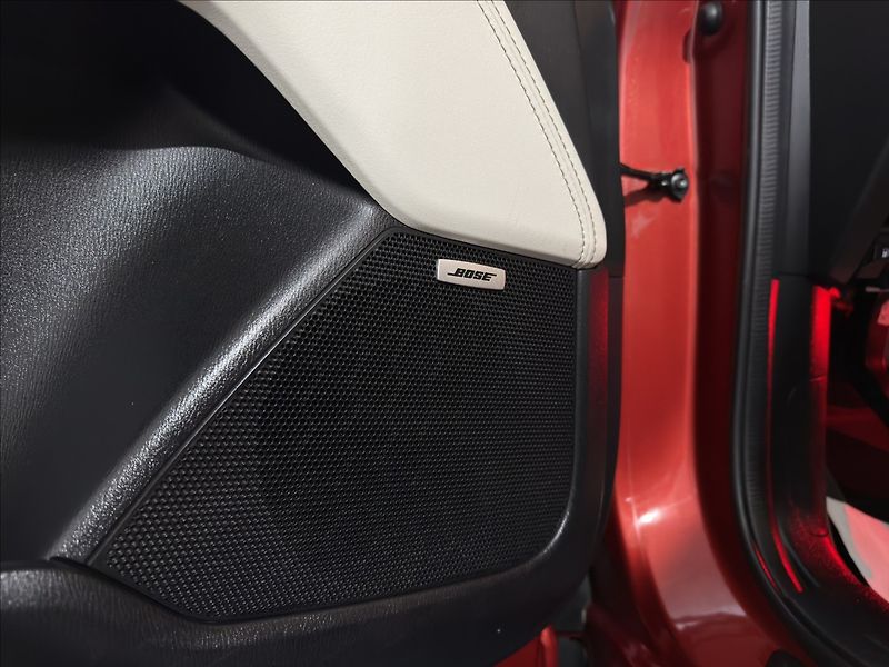 Mazda CX-5 2,2   D AWD REVOLUTION BOSE TO - fotka 9 z 50