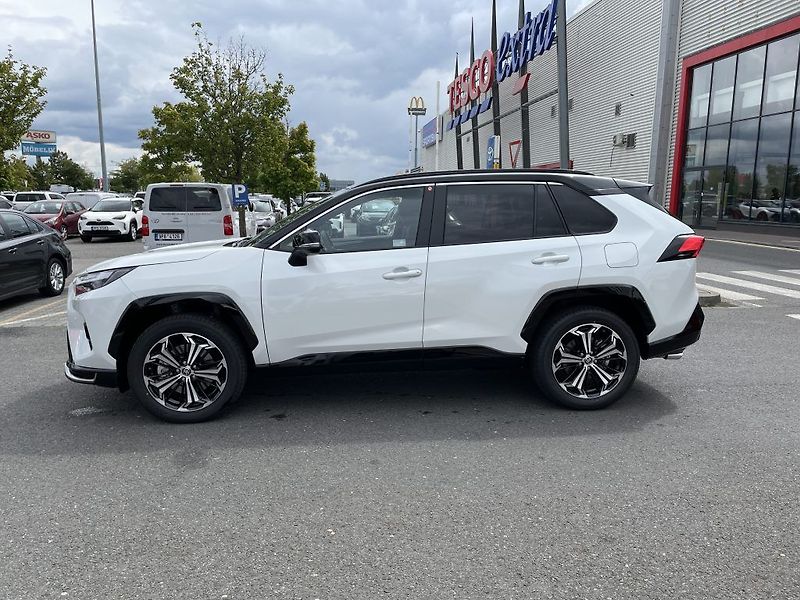 Toyota RAV4 2.5 Plug-in Hybrid Selection - fotka 8 z 29