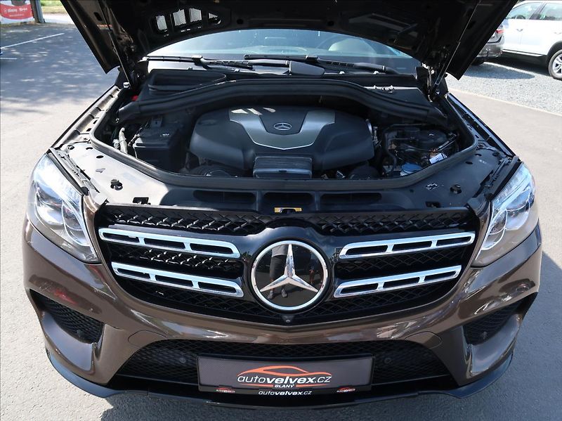Mercedes-Benz GLS 3,0 350d,190kW,NovéČR,7míst,DP - fotka 26 z 31