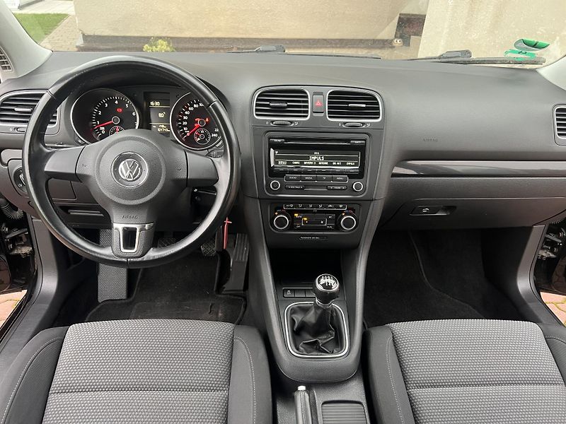 Volkswagen Golf 1.2TSI 77KW,ALU,DIGIKLIMA,ESP - fotka 31 z 41