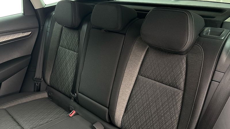 Škoda Karoq 2.0 TDI DSG 4x4 Style - fotka 16 z 29