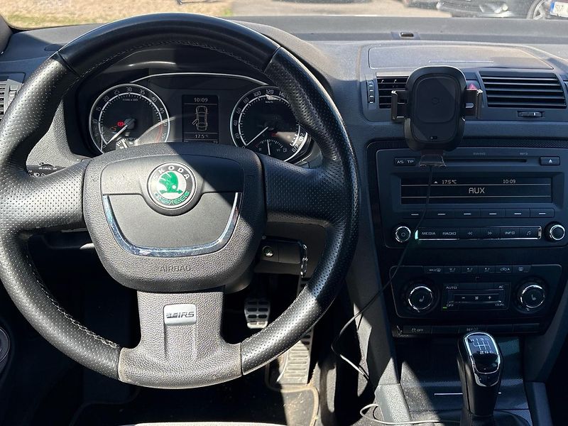 Škoda Octavia (2012) 2.0 125kW RS - fotka 10 z 14