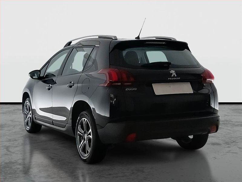 Peugeot 2008 (2019) 1.2 PureTech, Tempomat - fotka 4 z 17