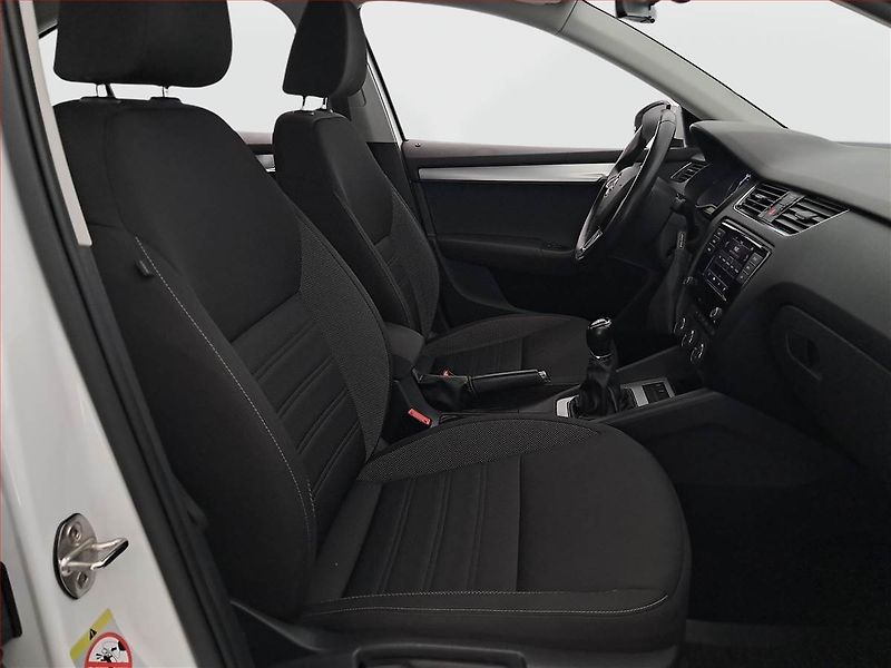 Škoda Octavia (2018) Ambition 1.4 TSI, ČR,1.maj - fotka 9 z 18