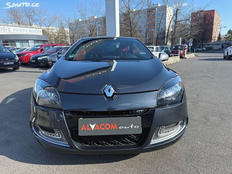 Renault Mégane 2.0 dCi 118kW - fotka 3 z 43