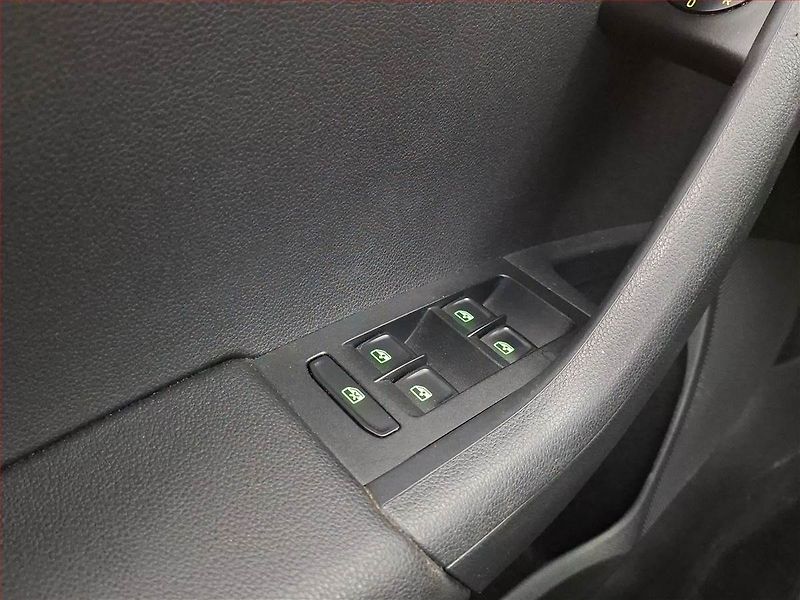 Škoda Octavia (2017) Scout 2.0 TDI, 4X4, Automat - fotka 19 z 21