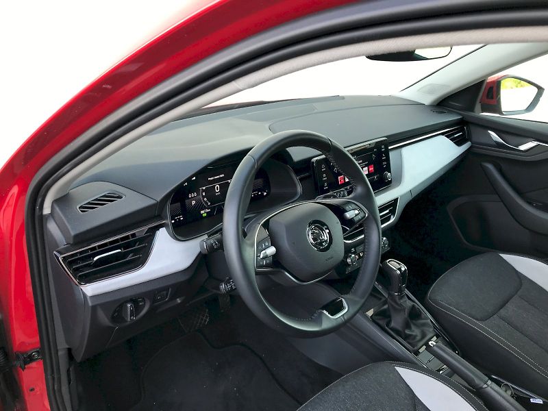 Škoda Scala (2024) SELEC TSI 85/1.0 A7F - fotka 14 z 28