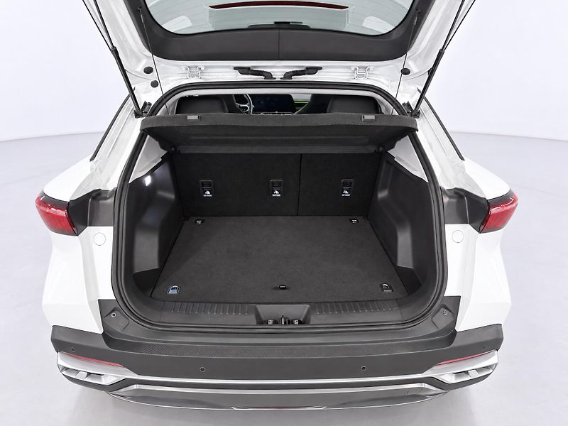 Omoda 5 1,6 TGDI 108kW 7DCT Premium CZ - fotka 9 z 27