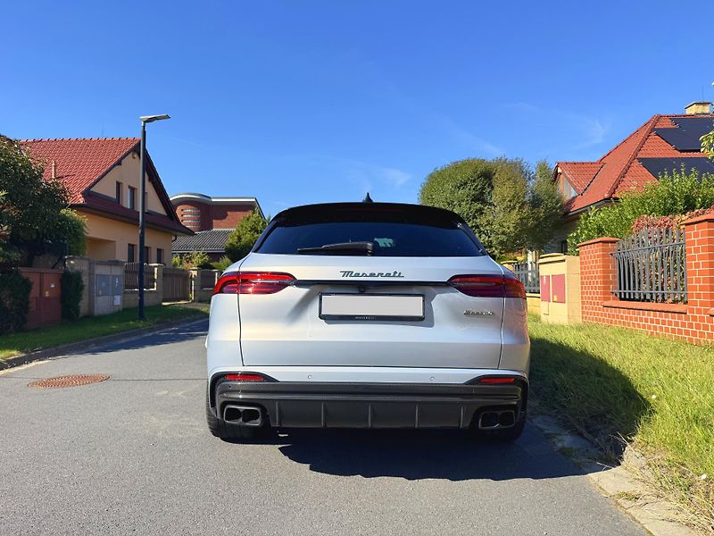 Maserati Grecale (2025) TROFEO 530 HP, 8300 km - fotka 3 z 7