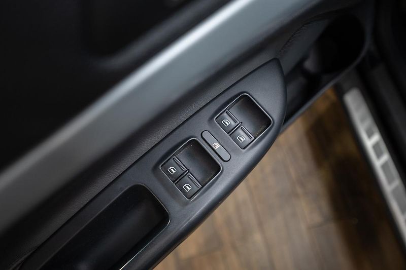 Škoda Octavia 2.0 TDI RS 125 kW - fotka 23 z 32