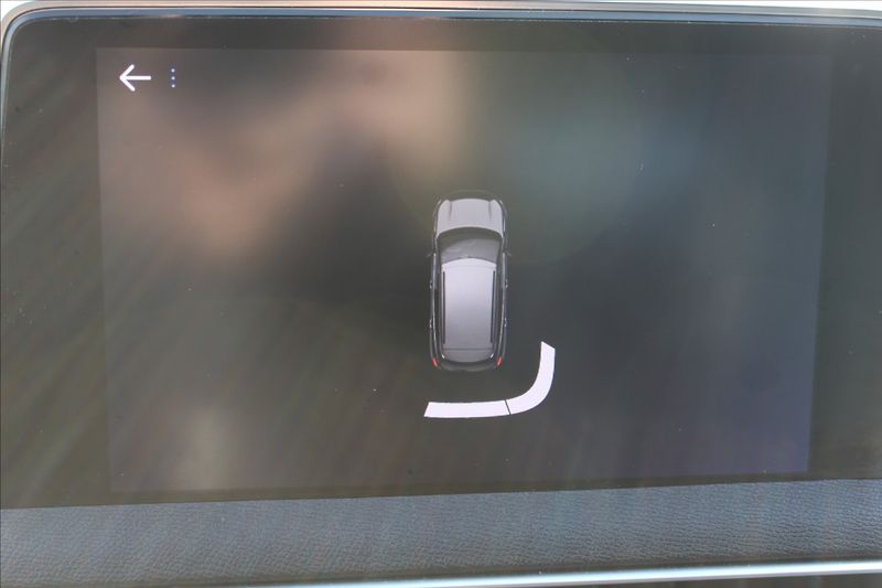Peugeot 3008 1,2 i 96kW  1.MAJ,ČR,ALLURE - fotka 34 z 35