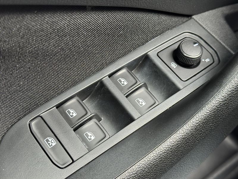 Škoda Kamiq (2021) 1.0TSi DSG Style, Kamera, ACC  - fotka 23 z 43