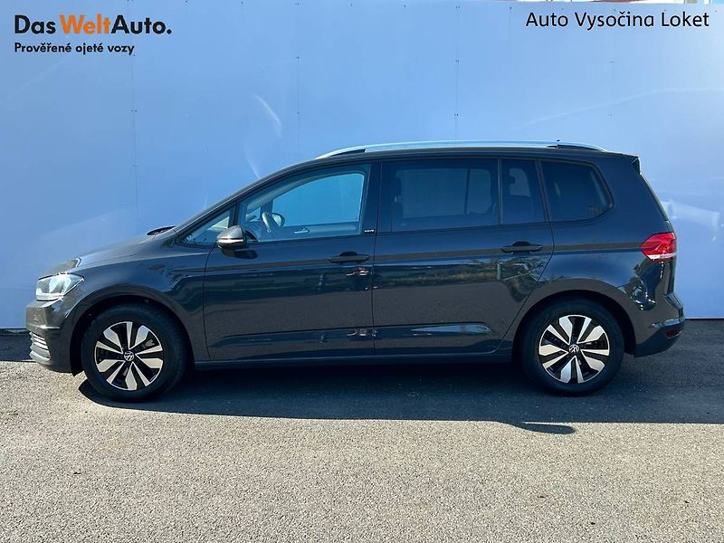 Volkswagen Touran (2023) 1.5 TSI 110kW manuál - fotka 3 z 35