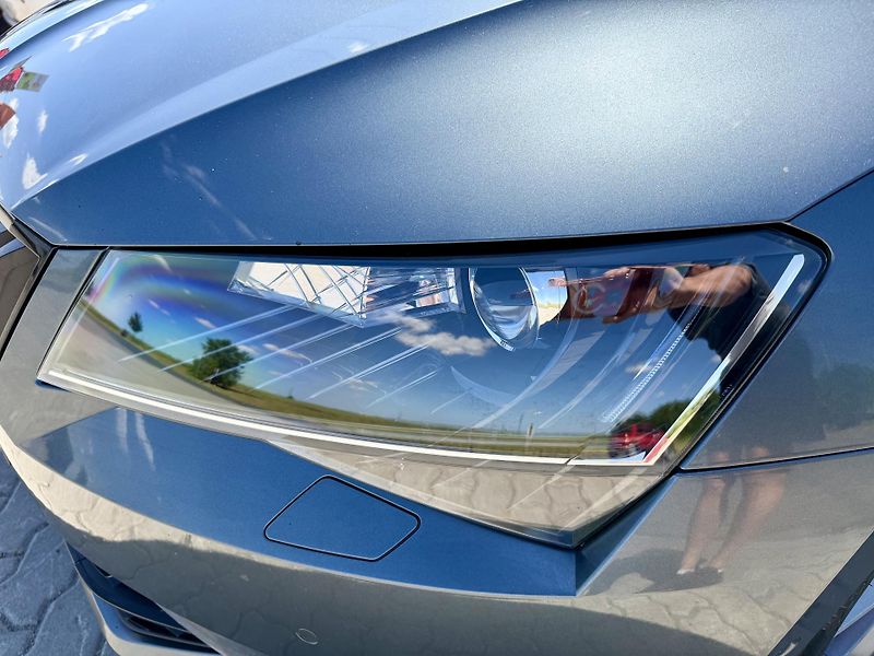 Škoda Superb (2018) 2.0 TDI 140kW DSG 4x4 SPORT!!! - fotka 9 z 32
