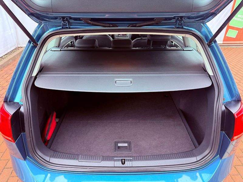 Volkswagen Golf 1.2 TSi DSG Comfortline, ČR - fotka 10 z 27