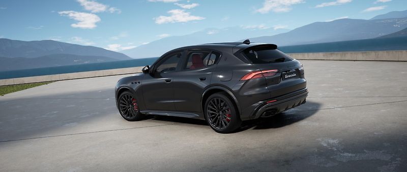 Maserati Grecale (2026) Trofeo 530HP - fotka 2 z 8
