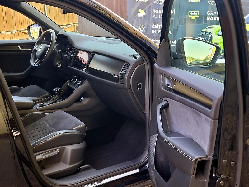 Škoda Kodiaq CZ,1maj,4x4, Sport-Line 140kW - fotka 31 z 53