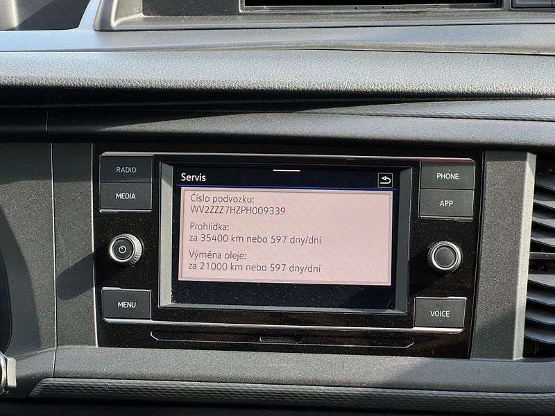 Volkswagen Transporter (2022) LR 2.0 TDI 103kW 4Motion - fotka 26 z 34