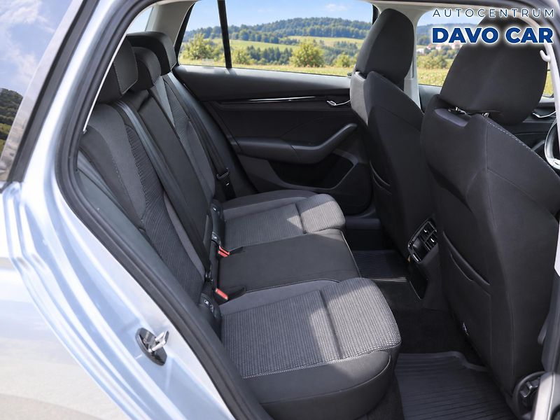 Škoda Octavia 2,0 TDI 110kW 4x4 DSG DPH CZ - fotka 15 z 35