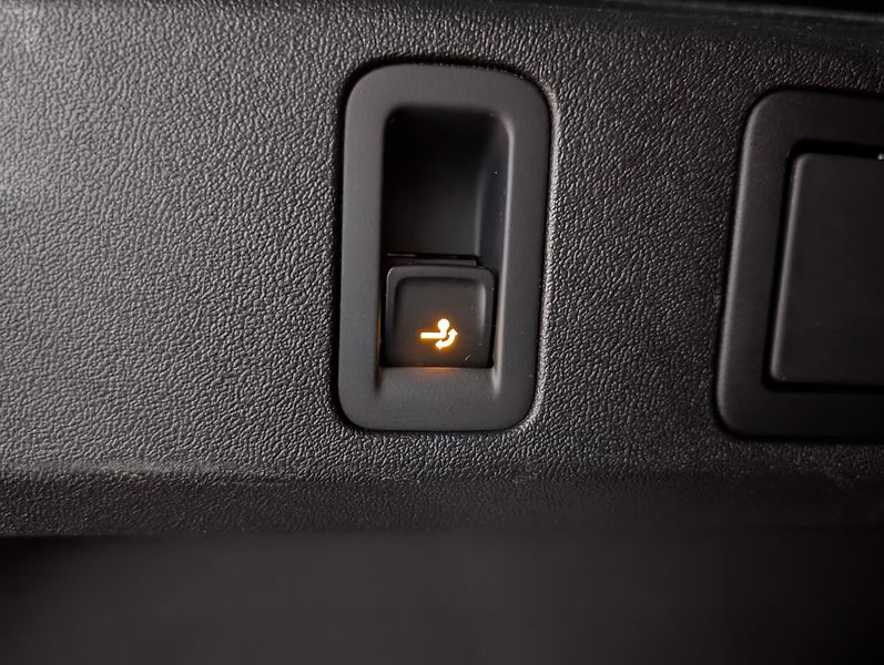Volkswagen Tiguan TDI 4M R-Line HuD IQ Pano 360 - fotka 28 z 28