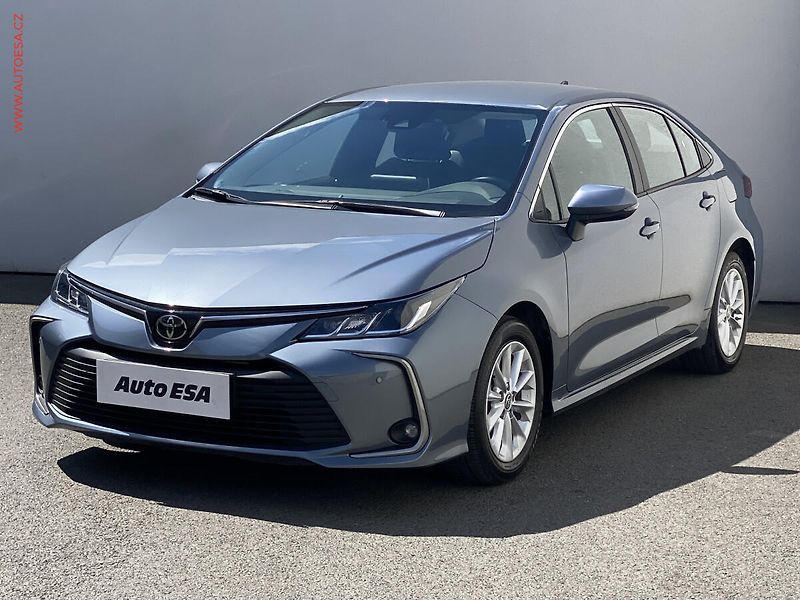 Toyota Corolla (2023) 1.5 VVT-i, 2.maj,ČR, Comfort - fotka 3 z 19