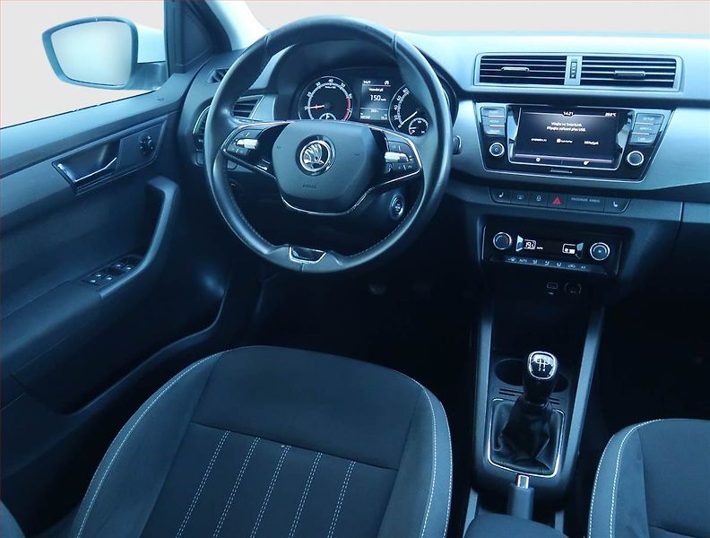 Škoda Fabia (2021) Style 1.0 TSI, ČR,1.maj - fotka 7 z 17