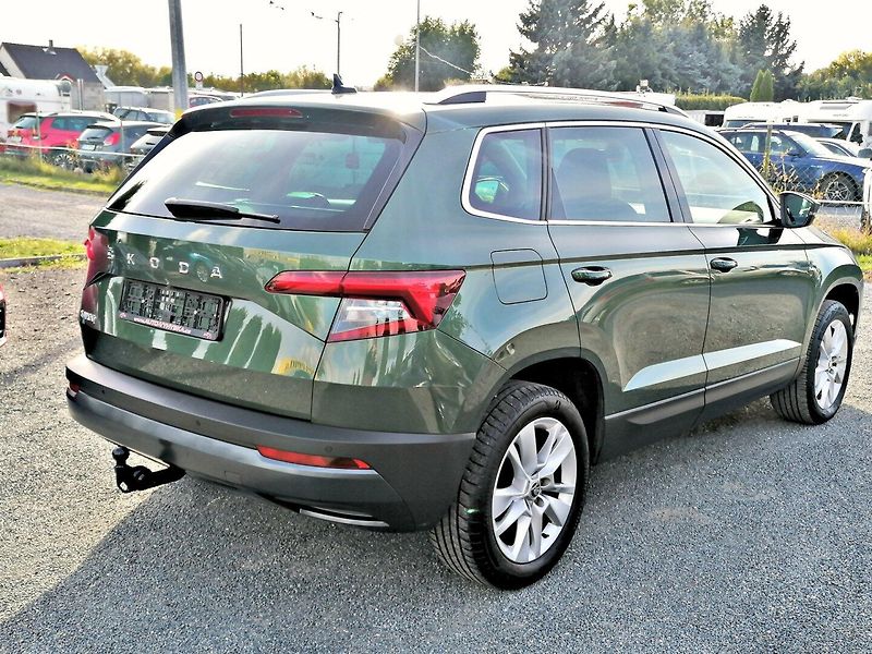 Škoda Karoq (2020) 1.6 TDi Style,Velká Výbava - fotka 4 z 41