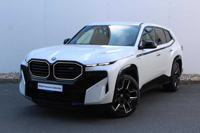BMW XM 50e - fotografie inzerátu