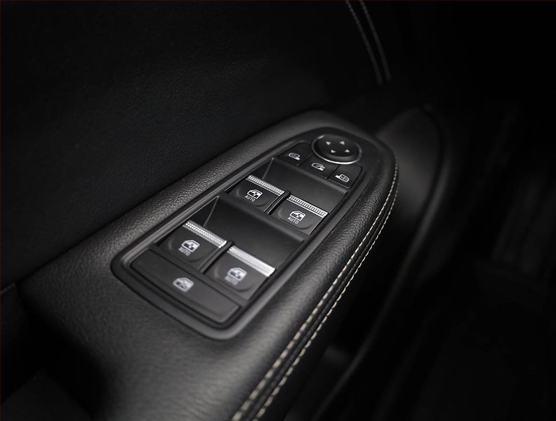 Renault Arkana (2022) Techno E-Tech - fotka 18 z 21