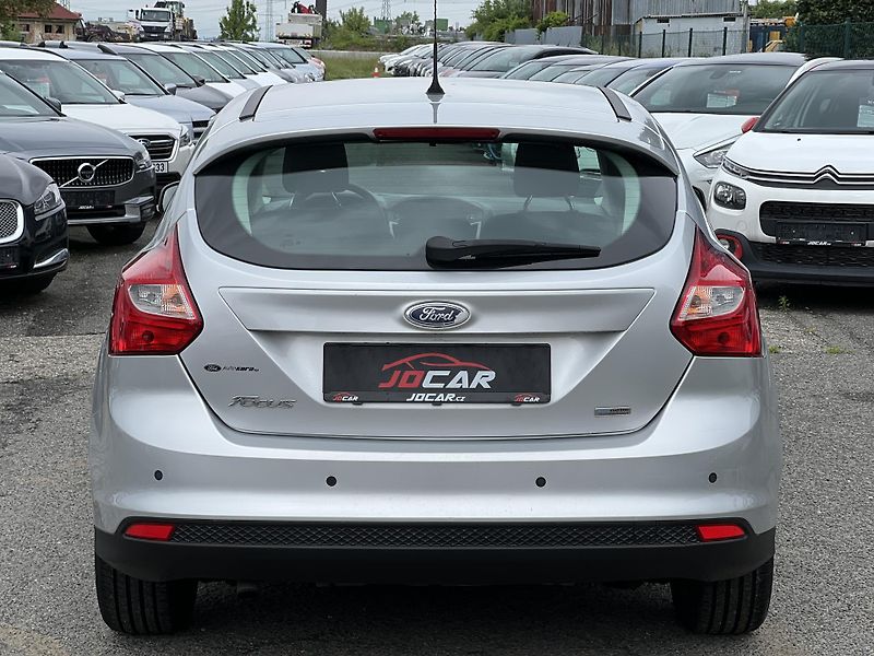 Ford Focus 1.0i KLIMATIZACE ALU PŮVOD ČR - fotka 6 z 37