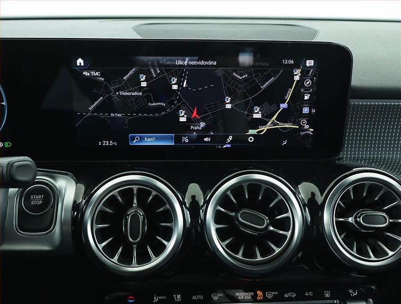 Mercedes-Benz EQB (2023) 250, SoH 97% - fotka 12 z 18