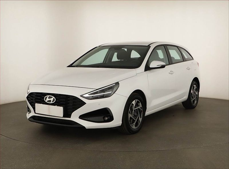 Hyundai i30 (2025) 1.0 T-GDI, Comfort, FullLed - fotka 2 z 14