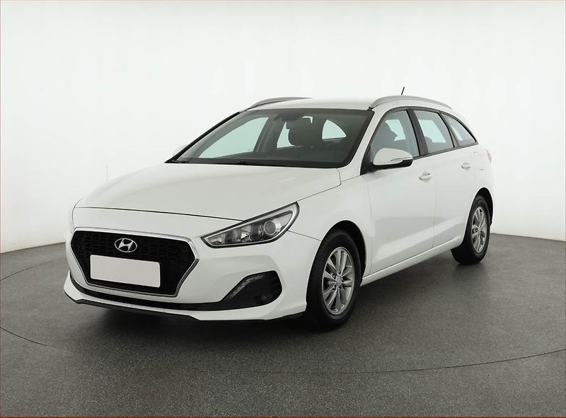 Hyundai i30 (2018) 1.6 CRDi, Serv.kniha, Tempomat - fotka 2 z 15
