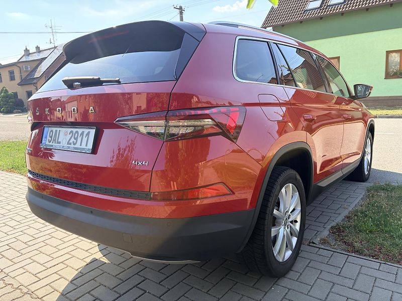 Škoda Kodiaq 2.0TDI STYLE 4x4 MATRIX ČR - fotka 4 z 61
