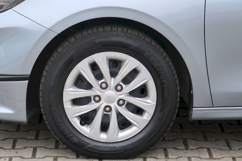 Kia Ceed (2022) Sportswagon 1,0 T-GDI/88 kW - fotka 28 z 29