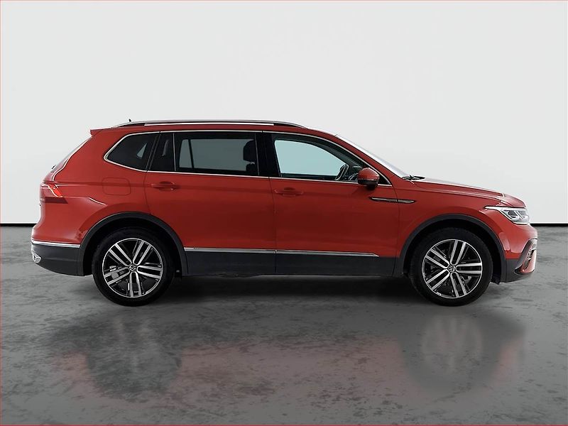 Volkswagen Tiguan Allspace (2024) Elegance 2.0 TDI - fotka 6 z 24