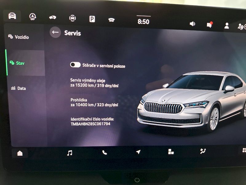 Škoda Superb (2025) SPORTLINE 110/2.0 A7A - fotka 12 z 28