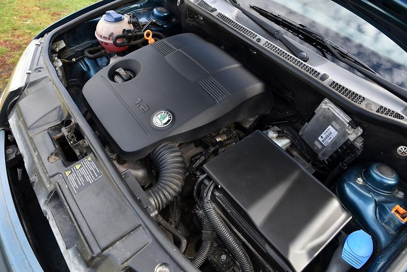 Škoda Fabia 1.2i,BEZ KOROZE,2xSADA KOL,1.M - fotka 33 z 36