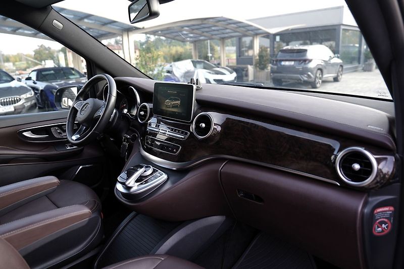 Mercedes-Benz Třídy V V250d 4Matic/Extra Long/Edice1 - fotka 25 z 47