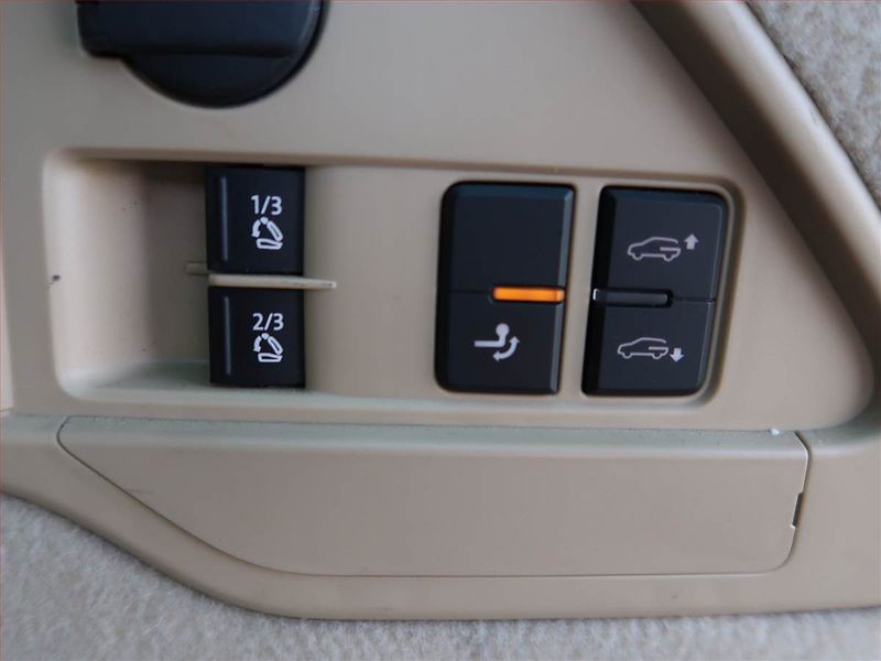 Volkswagen Touareg (2012) R-Line 3.0 TDI, 4X4, Automat - fotka 21 z 22
