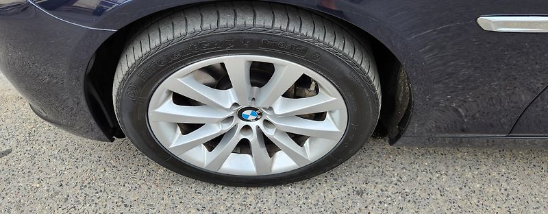 BMW Řada 5 (2015) 530XD*LED*PLNÝ*SERVIS*COMBI* - fotka 34 z 50