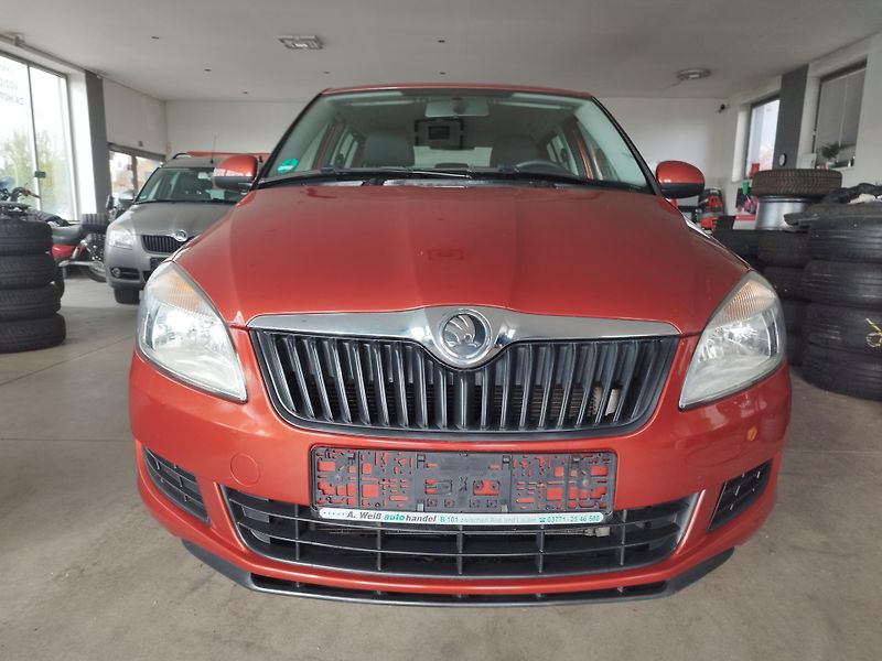 Škoda Fabia (2014) 1,2i 44KW KLIMA NOVÉ ROZVODY - fotka 2 z 23